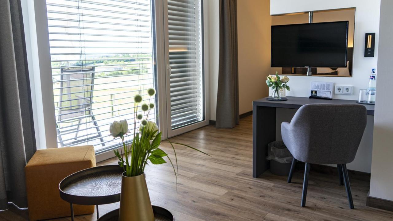 Hotel Kapelle Радольфцелль  Экстерьер фото